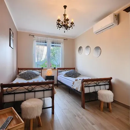 Ale Gory Dom Na Wylacznosc , Beskid Zywiecki *